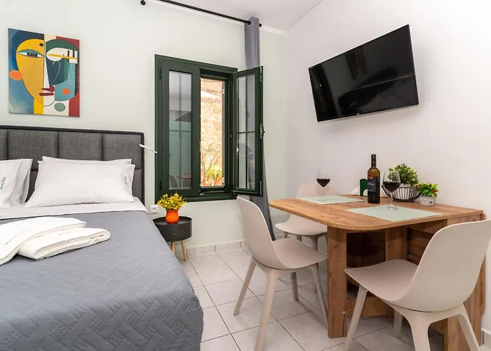 Manoli's Old Town Chania Chania (Crete)