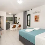 Апартаменти Manoli's Old Town Chania Ханья (Крит)
