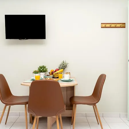 Manoli's Old Town Chania * Ханья