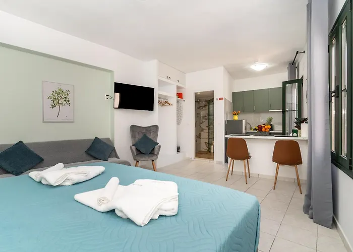 Manoli's Old Town Chania