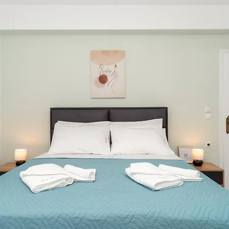 Manoli's Old Town Chania *