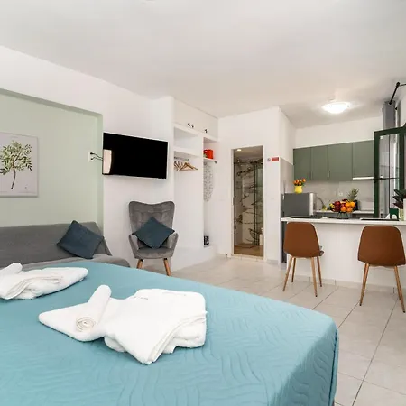 Manoli's Old Town Chania