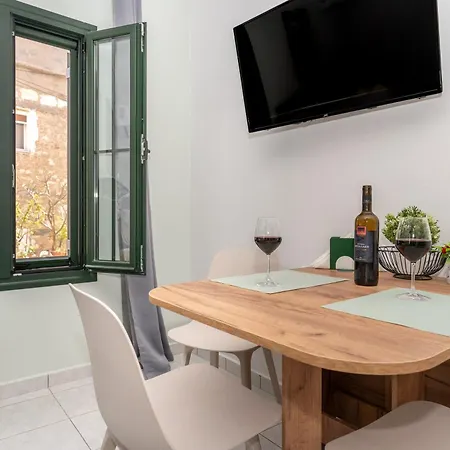 Manoli's Old Town Chania * Ханья (Крит)