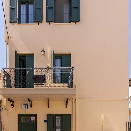 Апартаменти Manoli's Old Town Chania